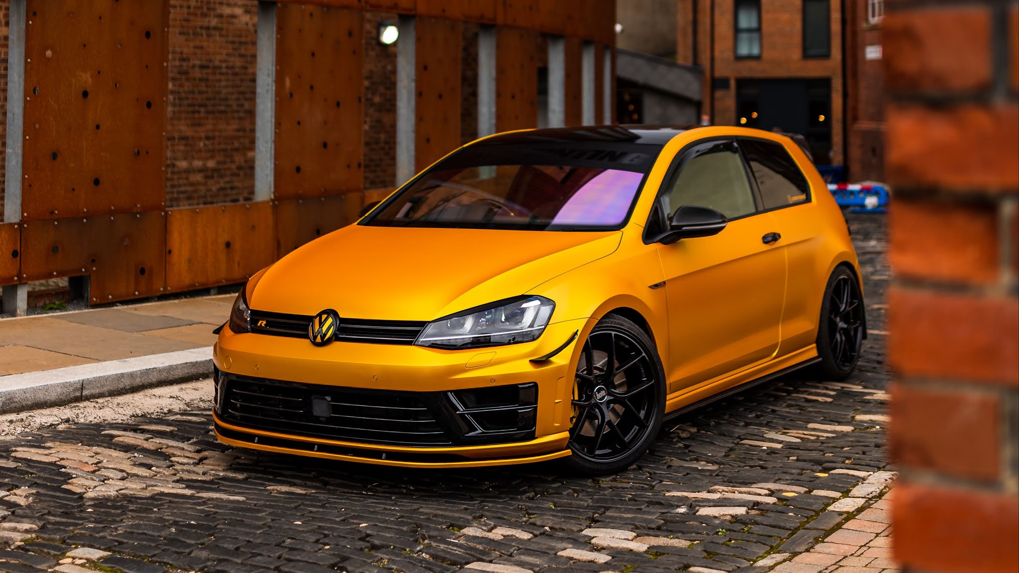 Volkswagen Golf MK5, Yellow Car, Front View - iPhone Wallpapers