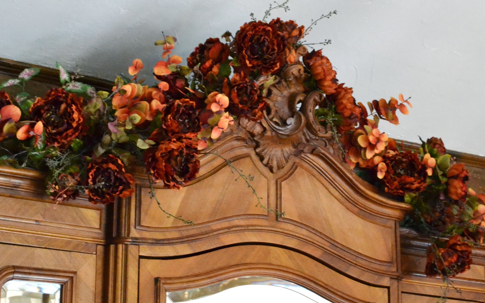 2805 French Music Box