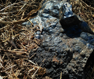Goethita botroidal camino de Orconera, La Arboleda, Bizkaia Goethita botroidal camino de Orconera, La Arboleda, Bizkaia