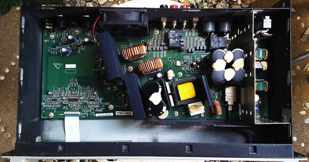 Crown Xls 2500 - Crown Audio Xls 2502 Power Amplifier 440w Rms 8 Ohms