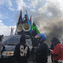 Massa Tolak TKA di Kendari Kembali Aksi di Jalan Masuk Bandara Haluoleo Massa Tolak TKA di Kendari Kembali Aksi di Jalan Masuk Bandara Haluoleo