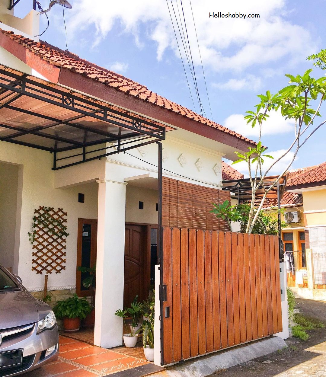 7 Ini Dia Ide Pagar Minimalis Kayu, Tampilan Eksterior Rumah Jadi Lebih