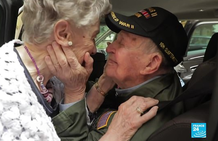 Heartwarming Reunion Of An American Veteran, 97, And A French Woman, 92, Who Fell In Love During World War II