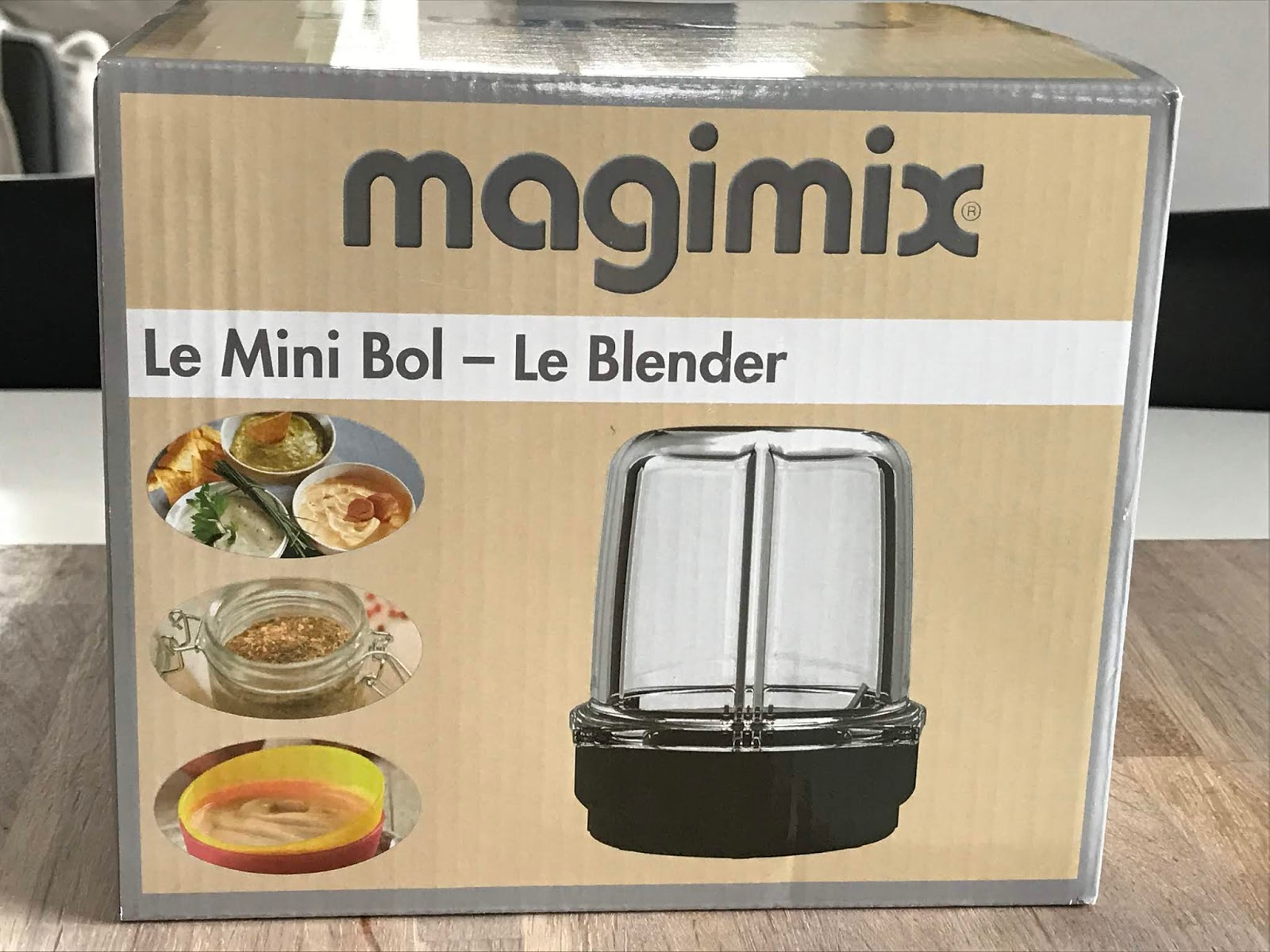 Family FECS Magimix Power Blender (Le Blender 11626SK) vs Vitamix