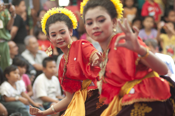 Tari Tradisional Mpaa Bima Ntb