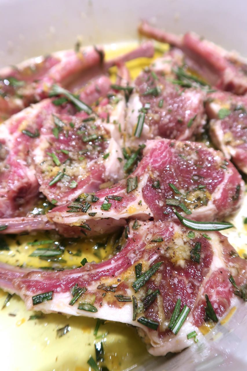 Scrumpdillyicious: Rosemary & Garlic Grilled Lamb Chops on Arugula