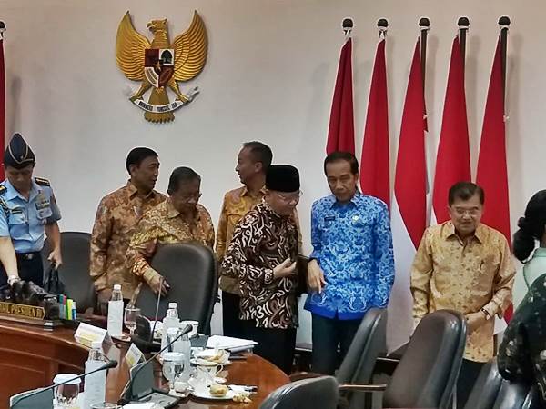 Ratas%2Bdengan%2BPresiden%252C%2BRohidin%2BSampaikan%2BSolusi%2BAkhiri%2BKonflik%2BAgraria