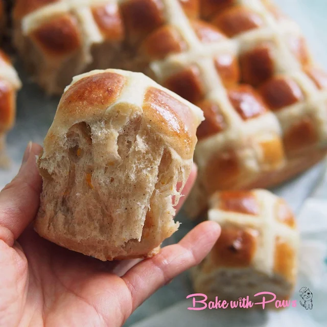 Sourdough Hot Cross Buns