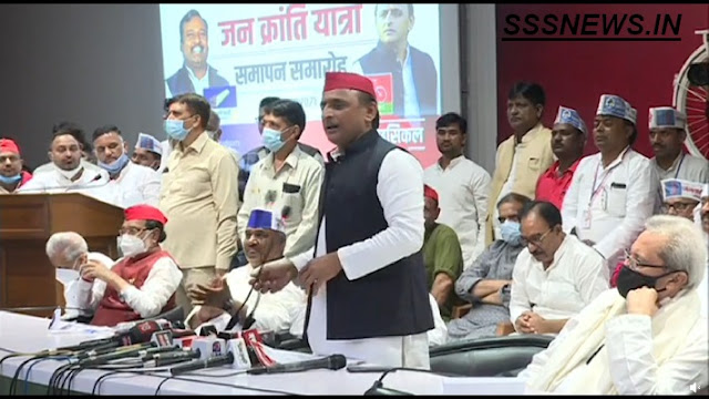 akhilesh-said-this-time-400-crossed-mulayam-singh-yadav-reached-sp-office