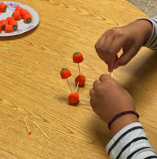 Act as engineers and do STEAM during Halloween in the elementary classroom using Mall-Creme Pumpkins and toothpicks! Act as engineers and do STEAM during Halloween in the elementary classroom using Mall-Creme Pumpkins and toothpicks!
