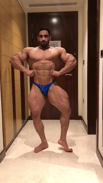 Muscle Lover On Stage