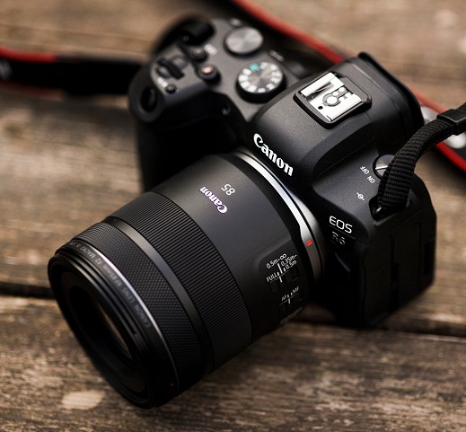 Canon EOS R6 Full Frame Mirrorless Camera