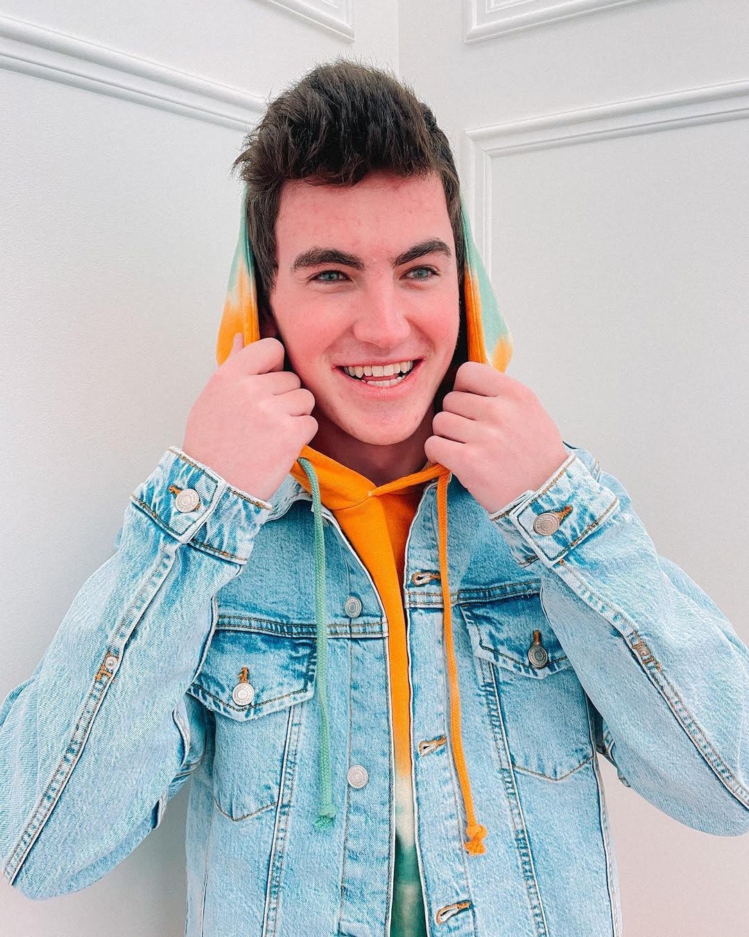 Famous People/Celebrities From Ontario | FilmiFeed