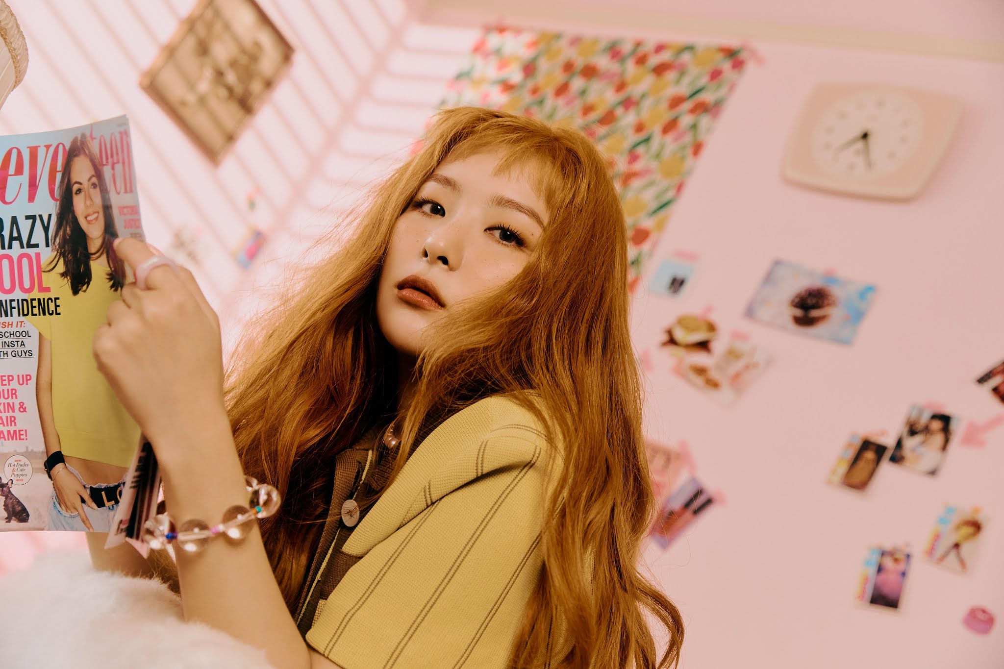I Love Red Velvet SEULGI RED VELVET 6TH MINI ALBUM 'QUEENDOM'