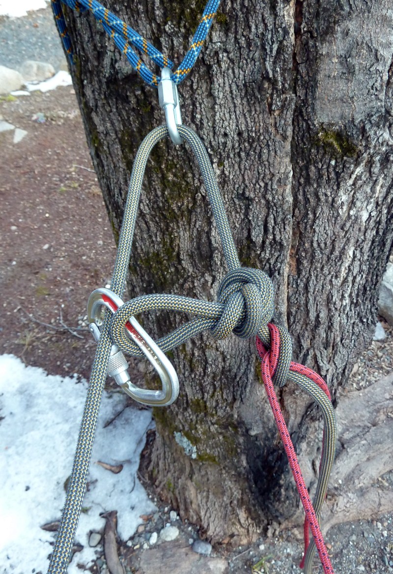 Bigfoot Mountain Guides: How To Use a Pull Cord For Rappelling