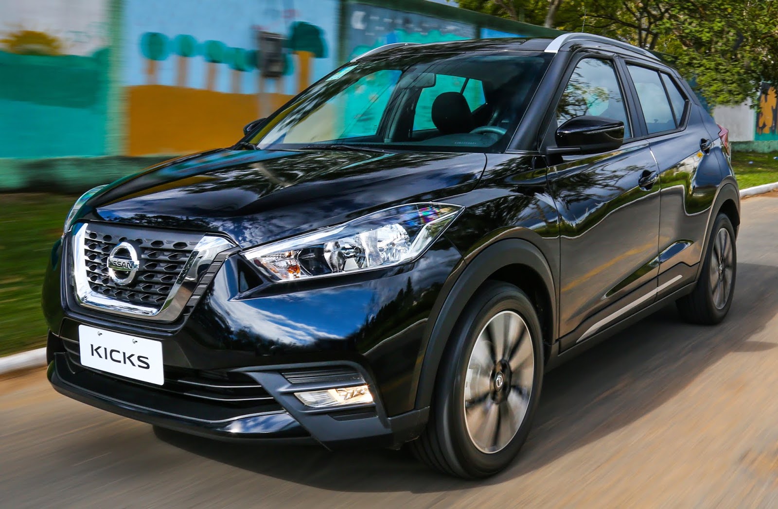 Nissan Kicks 2020 chega com piloto automático e mais novidades