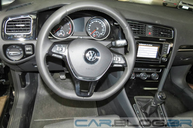 carro Golf 2014 Volkswagen - painel