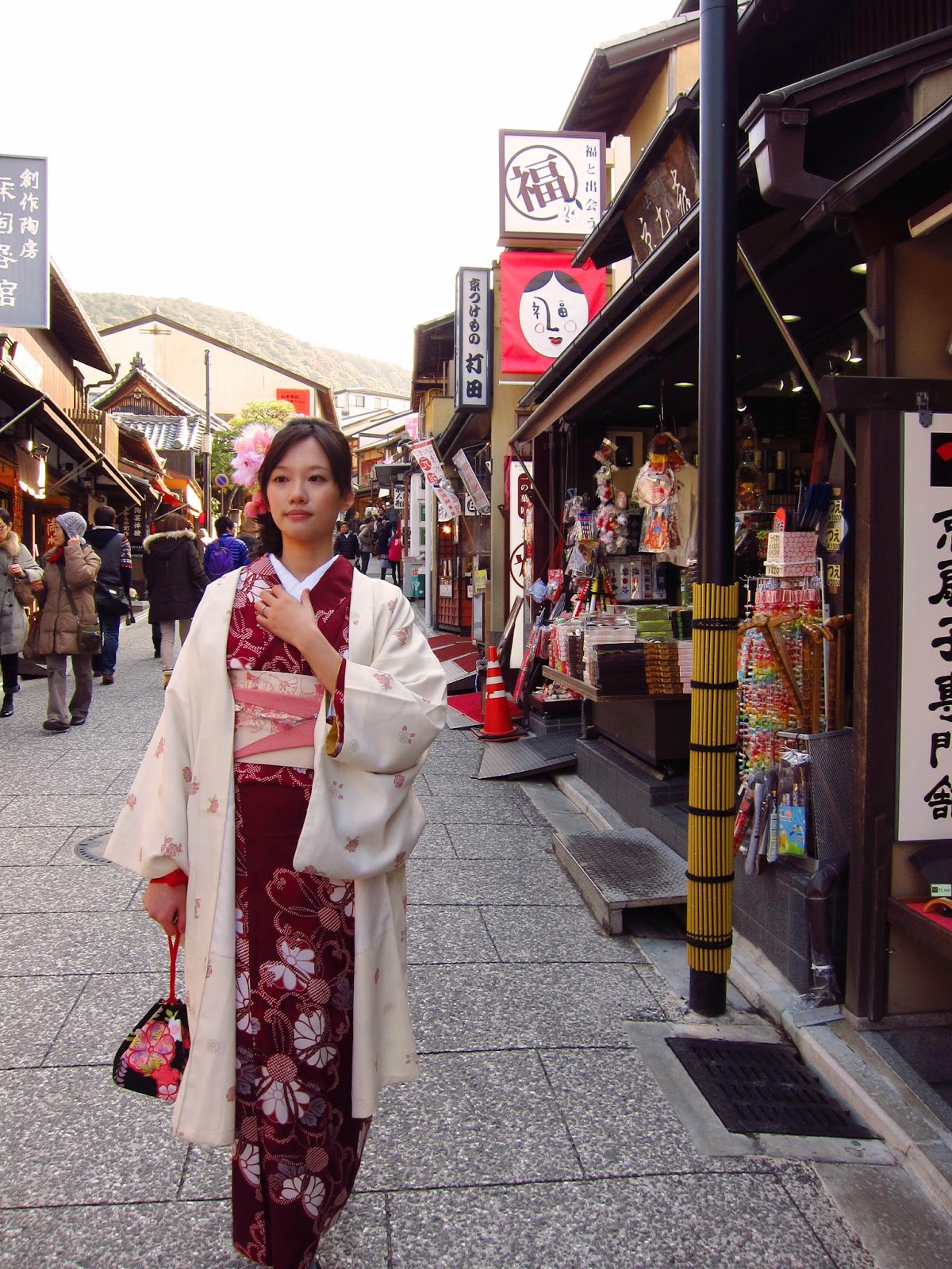 吃吃喝喝玩樂趣 Winter, Kimono rental in Kiyomizudera, Kyoto.