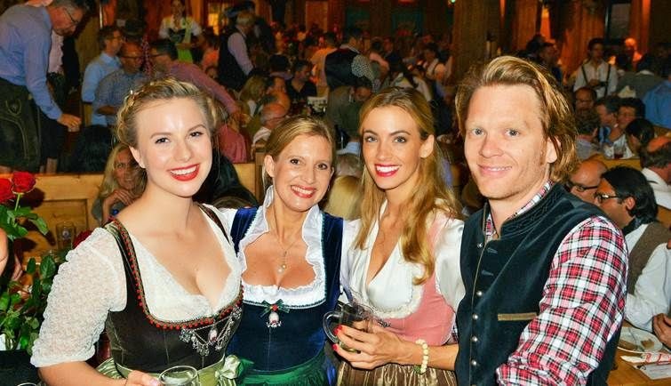 MÜNCHEN NEWS ///: Samtherz Wies'n im Weinzelt