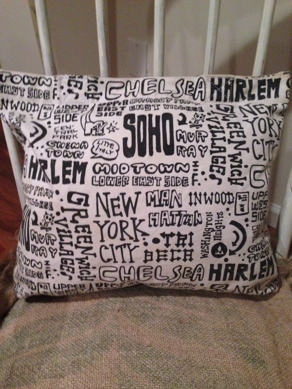 NO SEW PILLOWS FROM TOTE BAGS Our Crafty Mom