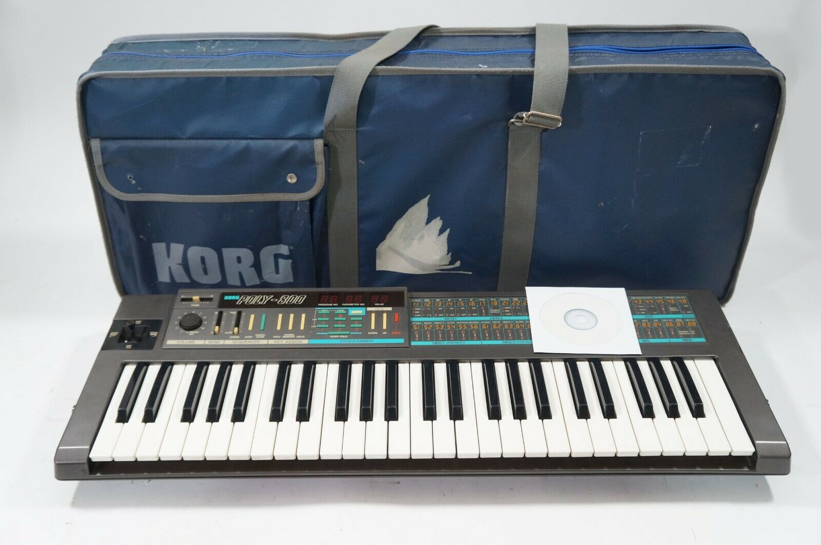 KORG POLY-800 アナログシンセサイザー ジャンク品 ケース付き KORG