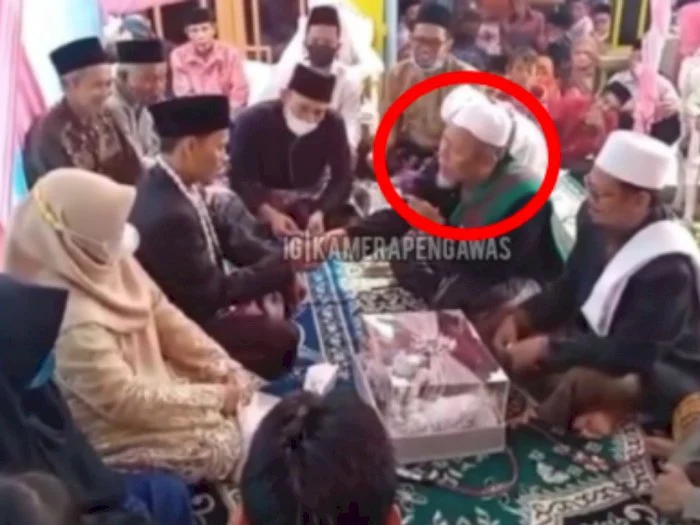 Tumbang Usai Ucap Syahadat, Berikut Video DETIK-DETIK Ulama Meninggal saat Nikahkan Pengantin di Banten