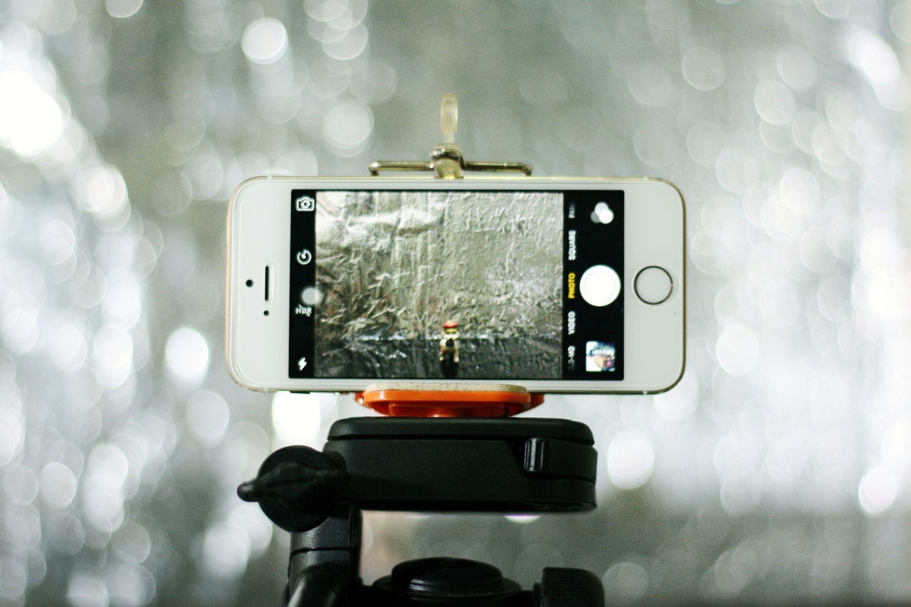 okan kaya dijital icerik uretici akilli telefon icin tripod yapmanin en iyi yolu