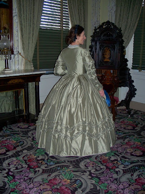 Couture Historique: 1860s Silk Dress Reproduction