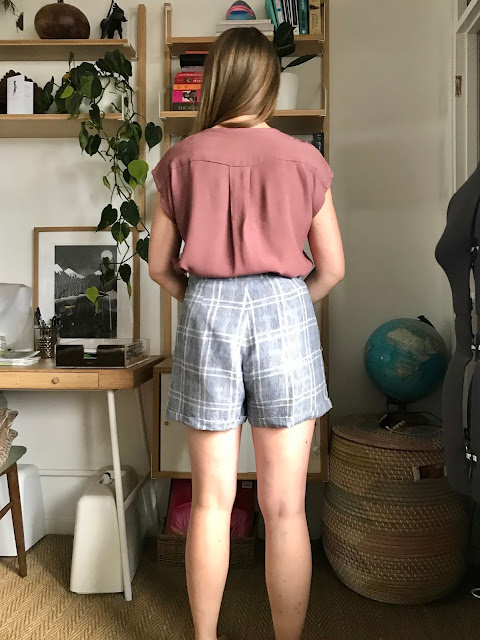 Diary of a Chain Stitcher: Closet Case Patterns Kalle Shirt Hack in Rayon Crepe from The Fabric Store