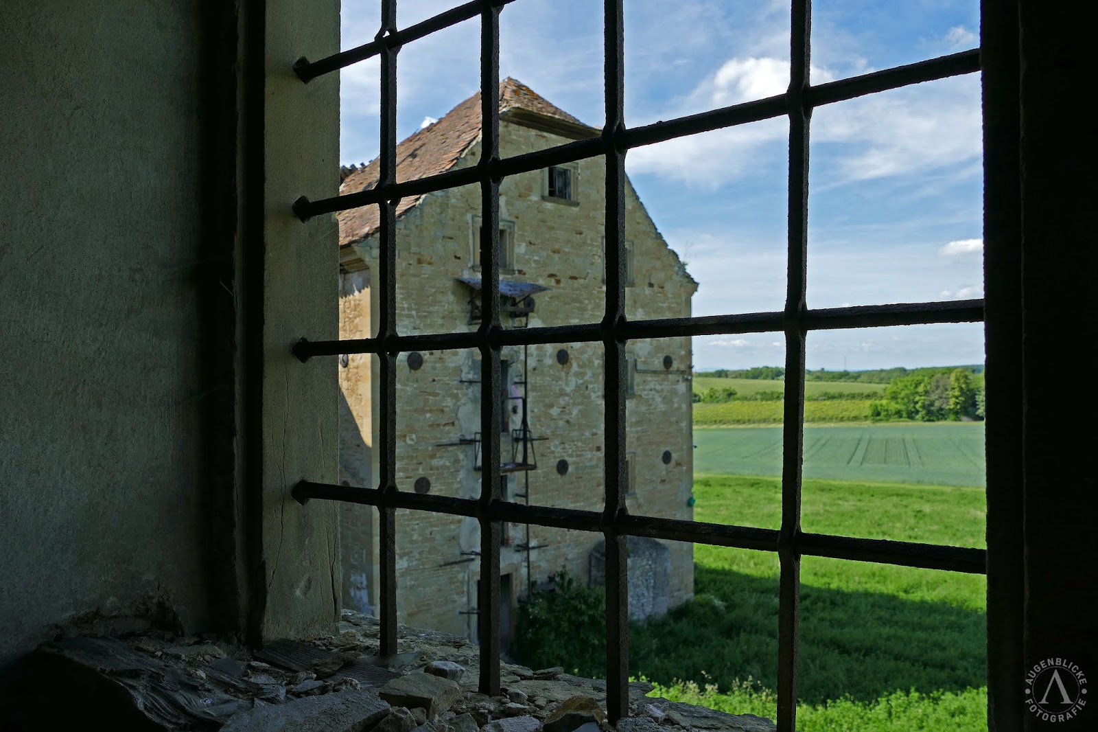 Augenblicke Fotografie Zurück im alten Gutshof
