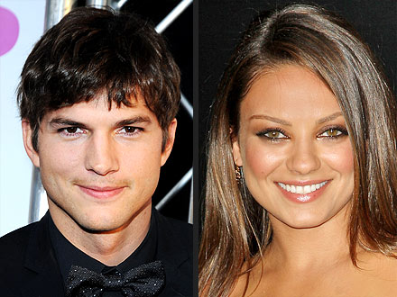 gossipandstars: Ashton Kutcher and Mila Kunis, holidays in Bali