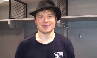 Ruslan Fedotenko wears the Broadway Hat after the Rangers veto the Caps 6-3