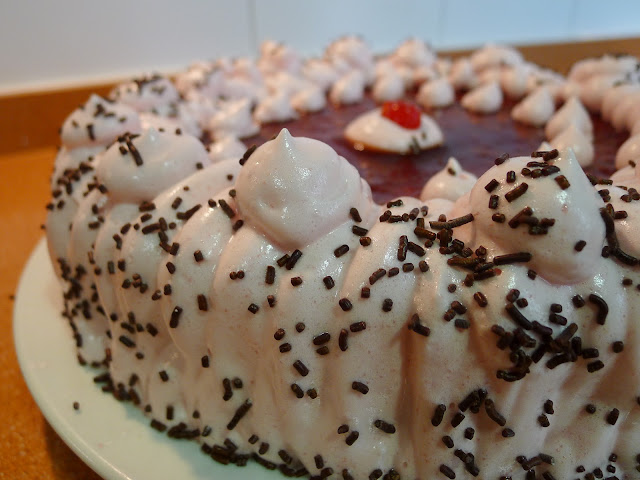  TARTA CUMPLEAÑERA CON CHEESECREAM DE CHOCOLATE / SDESABOR 