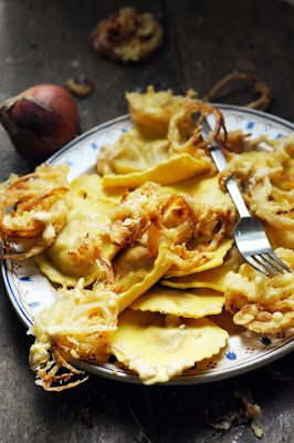 La cuisine du placard… le mardi c’est raviolis ! Raviolis oignons aux oignons et aux… oignons ! recettes Raviolis