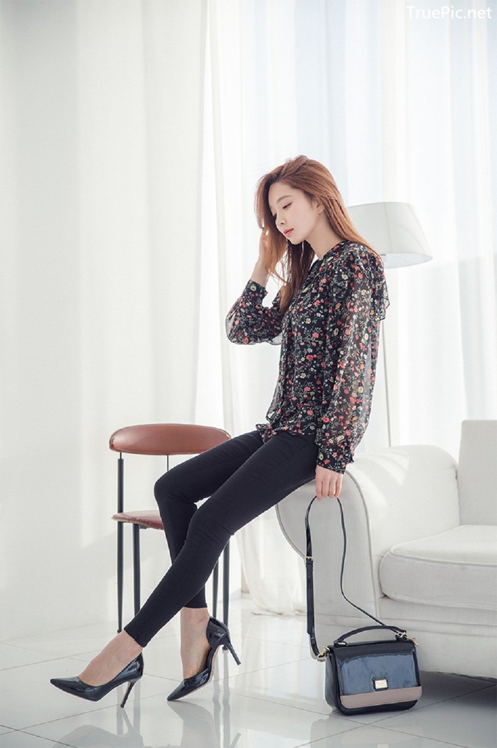 Image-Korean-Fashion-Model–Park-Soo-Yeon–Indoor-Photoshoot-Collection-TruePic.nett- Picture-57