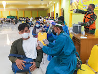 Kodim Bojonegoro, Bersama Unigoro dan Hipakad Kompak Laksanakan Serbuan Vaksinasi Nasional Kodim Bojonegoro, Bersama Unigoro dan Hipakad Kompak Laksanakan Serbuan Vaksinasi Nasional