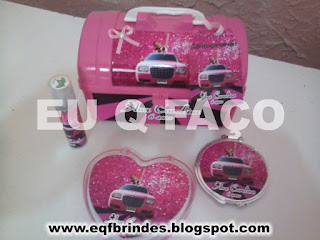 limousine rosa, kit maquiagem limousine rosa, brinde limousine rosa, lembrancinha limousine rosa, festa limousine rosa, tema limousine rosa