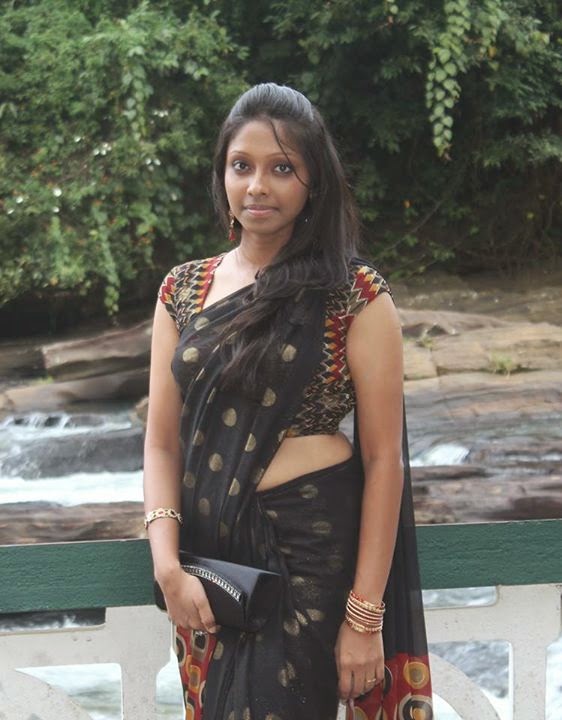 Sri Lankan Sexy Girls Sri Lankan Hot Kello Sri Lankan Wal Kello Actress Aunty Facebook
