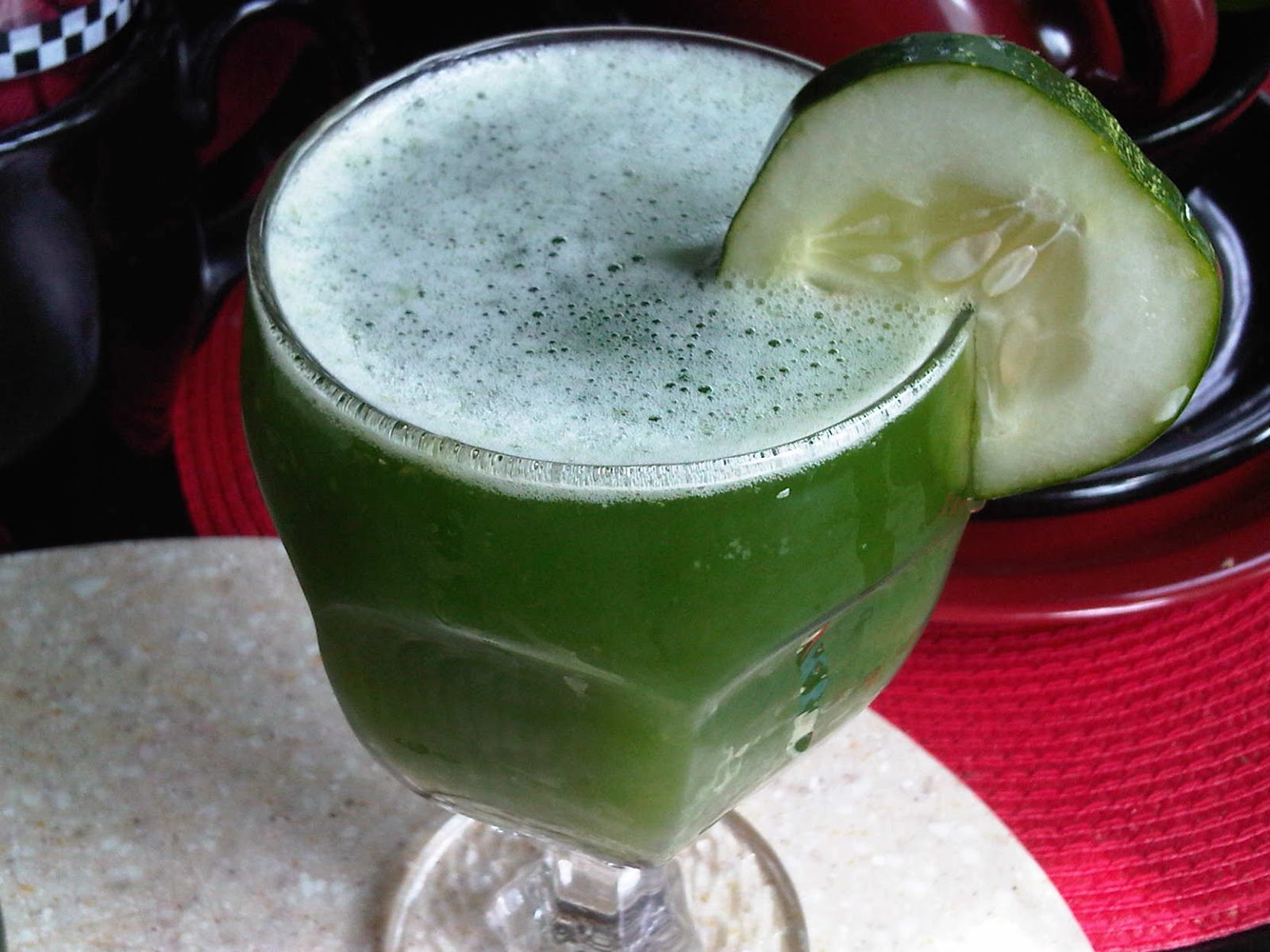 Smoothies & MORE Fresh Cucumber Juice.