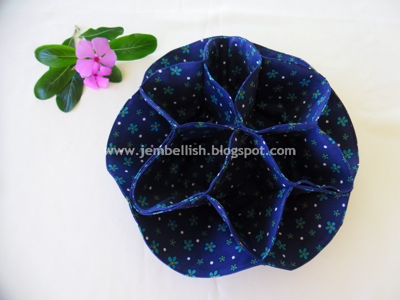 Creating my way to Success Vintage inspired dinner roll holder