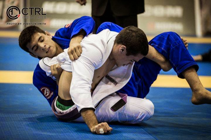 Rafael Mendes Rolling w/ 280lbs Black Belt Shows Us The Blueprint Dealing w/ Ultra Heavyweights