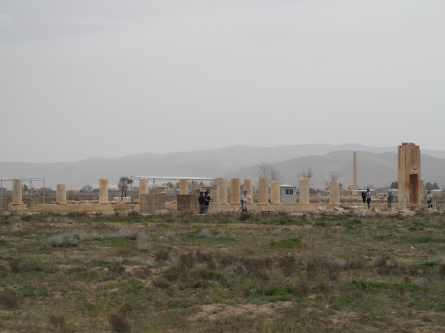 Visitar PASARGADAE - A Declaração Universal dos Direitos do Homem  e o túmulo de Ciro | Irão