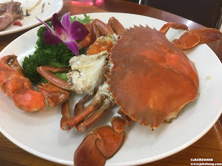 steamed Giant Mud crab