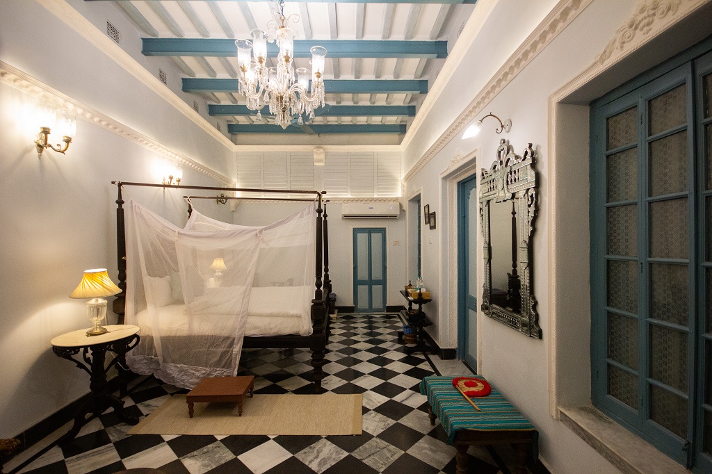 Bari Kothi, Azimganj Luxury Boutique Heritage Hotel in India