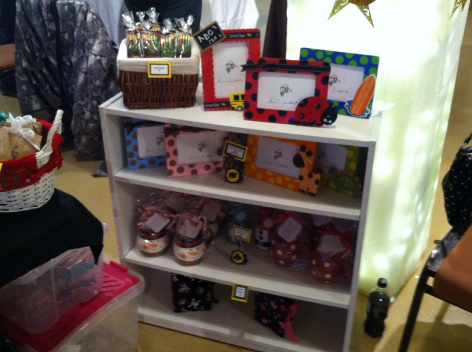 Nina's Scrappin' Corner 2012 Jingle Bell Craft Fair