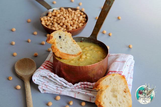 La nostra ricetta della Zuppa di ceci toscani per scaldare corpo e anima!