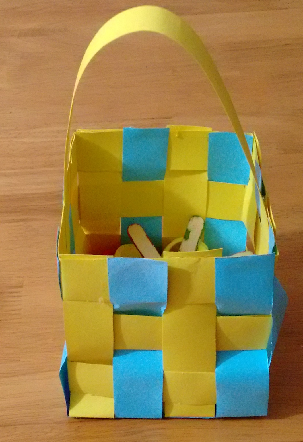 Art and Craft Paper Basket