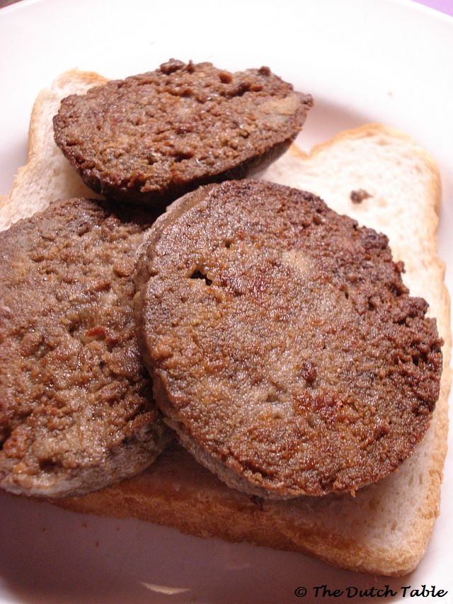 The Dutch Table Bakleverworst