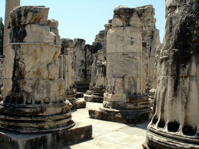 didyma apollon tapınağı