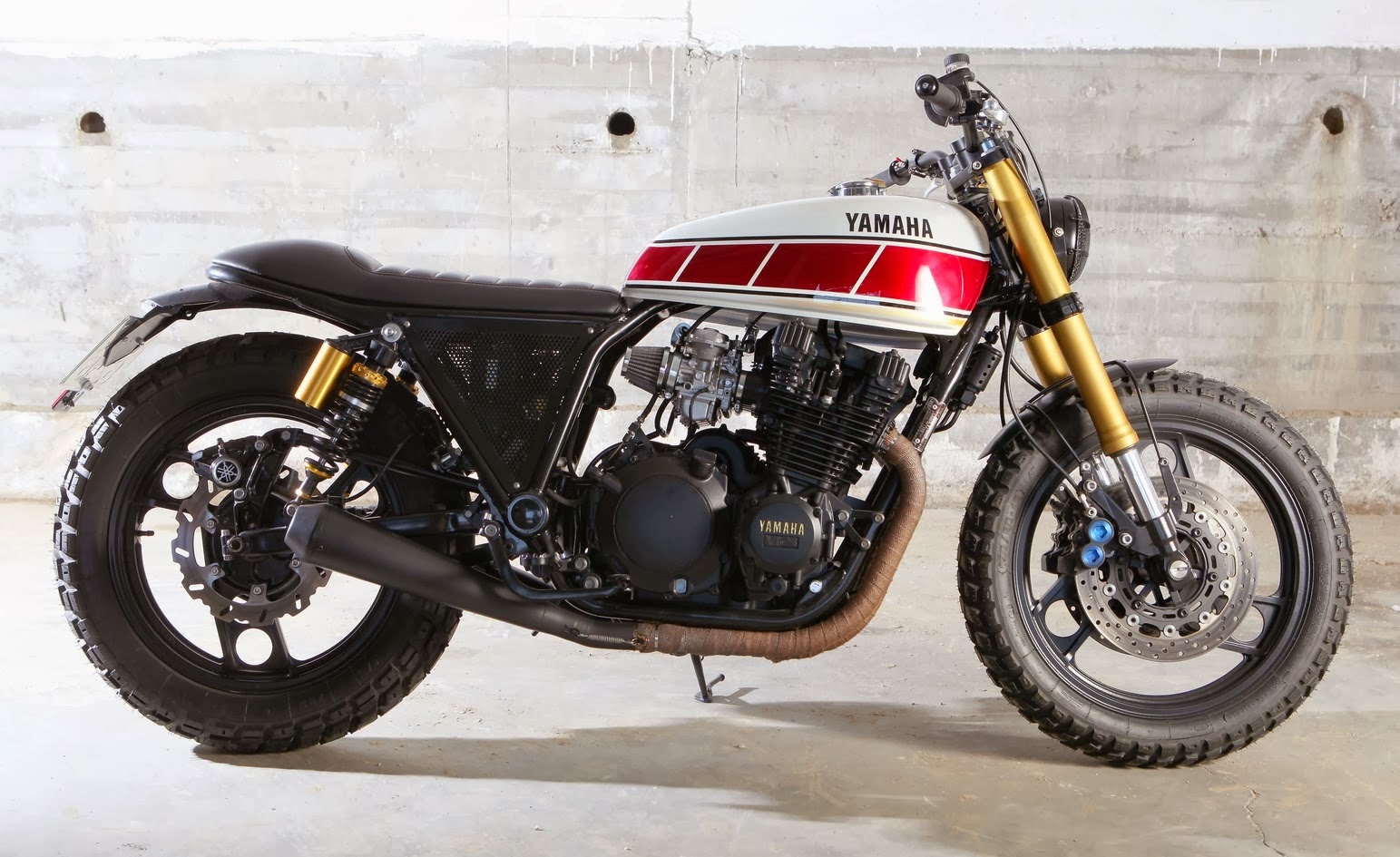 Кастом из Yamaha XJR
